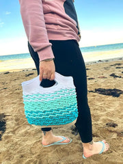 Waves Carry Bag Crochet Pattern