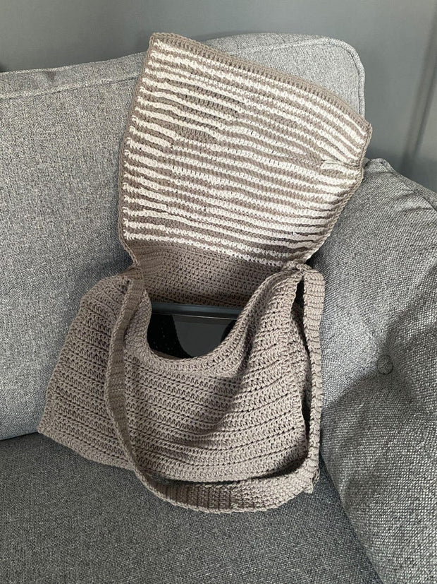 Sheep Shoulder Bag crochet pattern